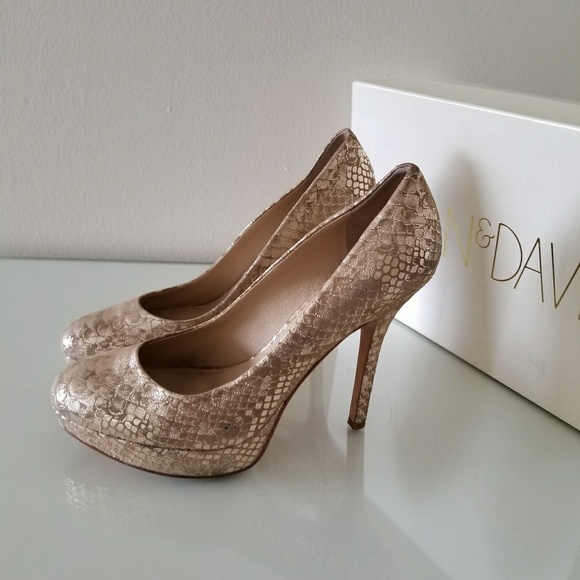 Joan&David heels - Picture 1 of 4